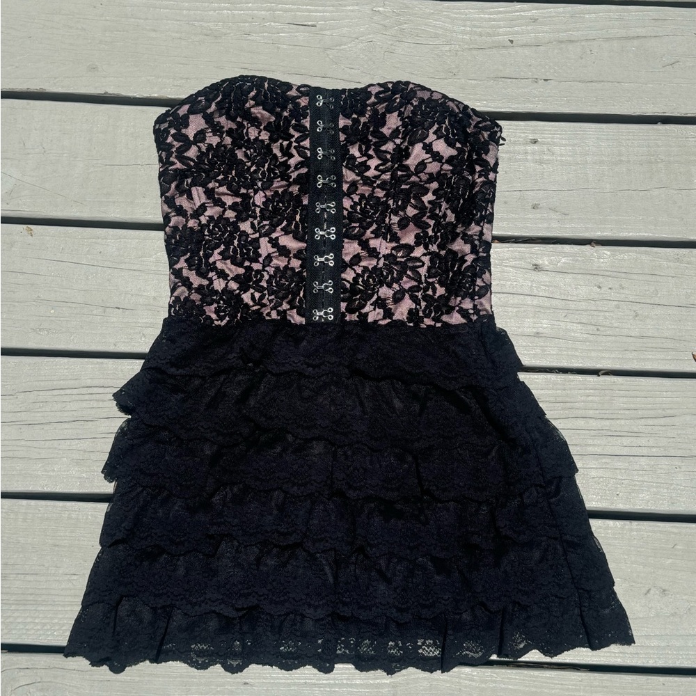 Strapless dress